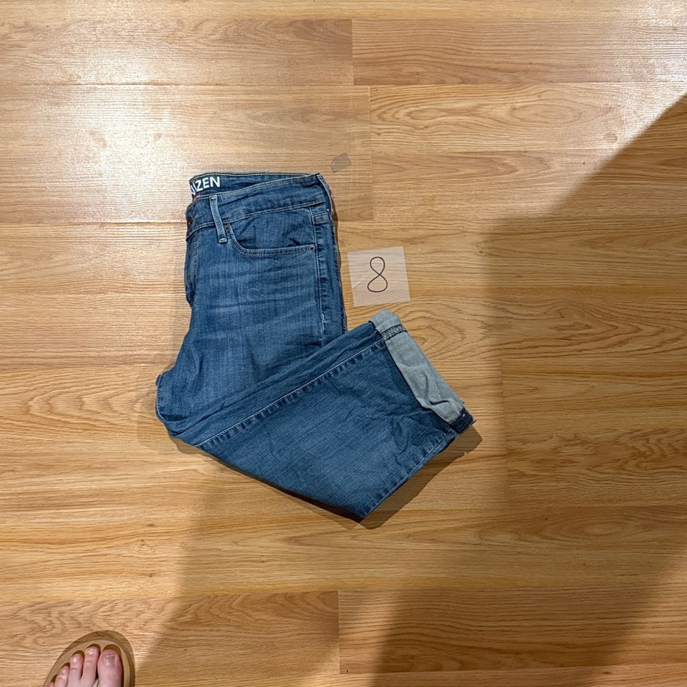 Denizen from Levi's Women's Dark Blue Cropped Jeans